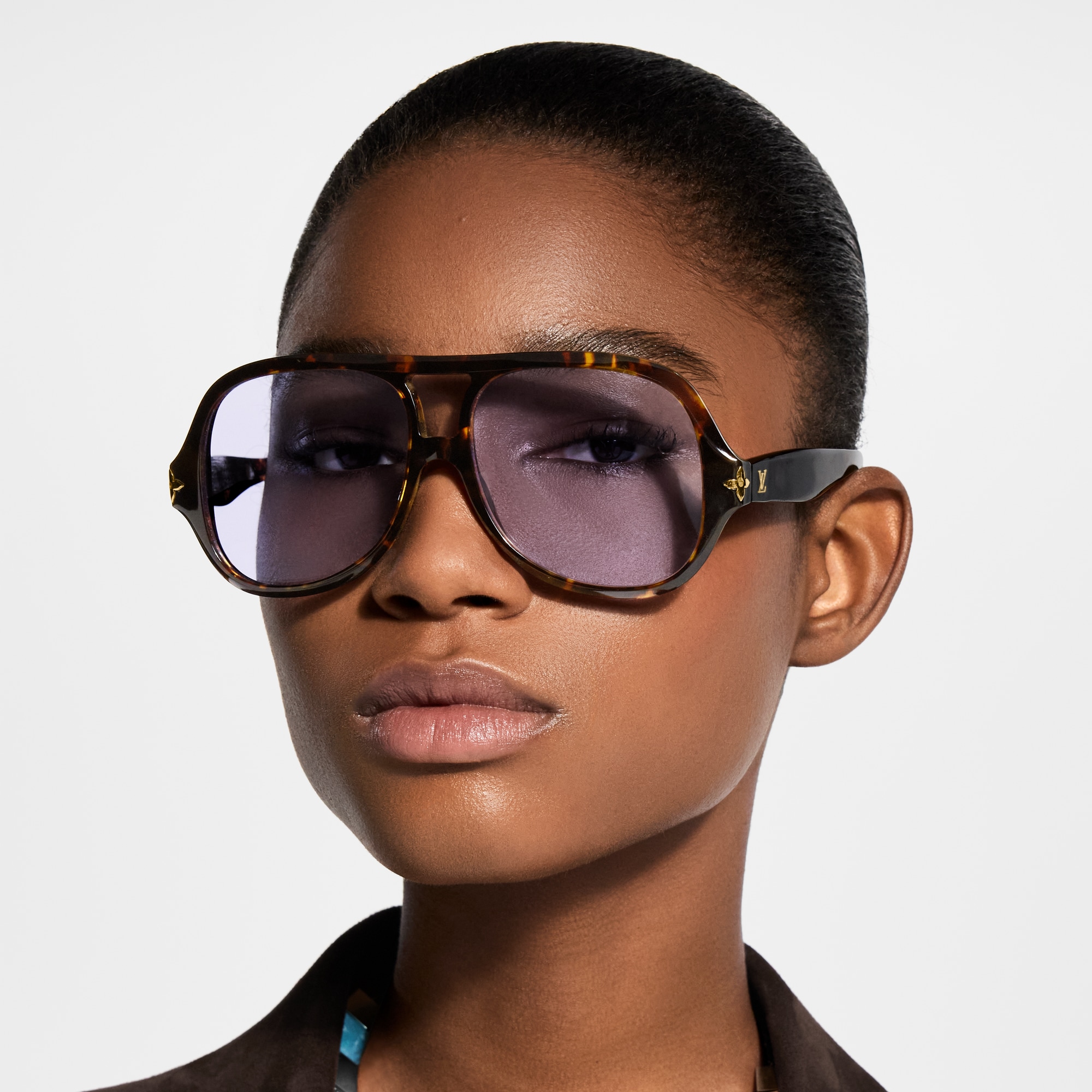 ルイヴィトン　エピ　ミラー　鏡 LV Aura Flower Square Pilot Sunglasses S00 - Accessories | LOUIS